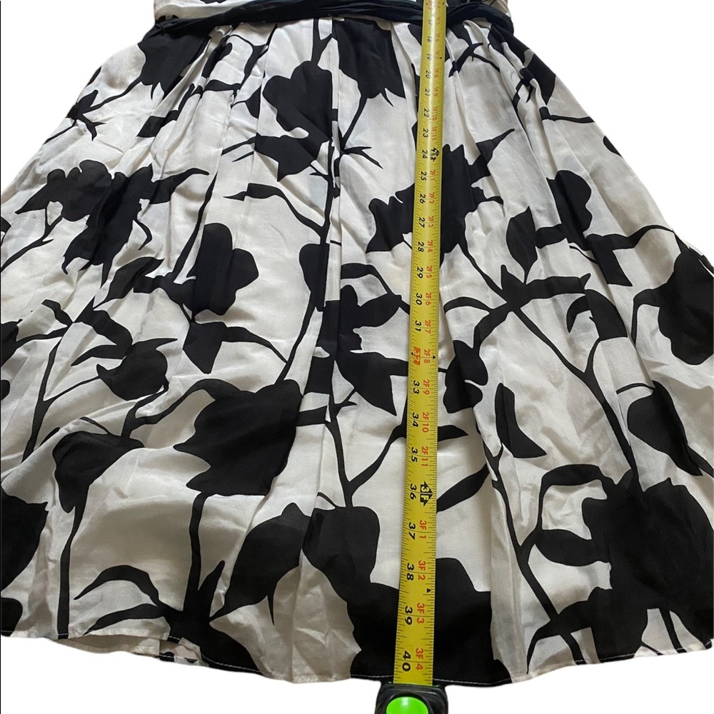 Women’s Size 10 Black House White Market Black & White Floral Dress - Picture 7 of 10